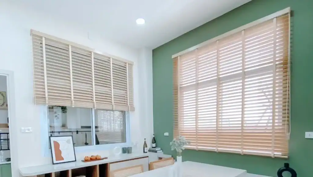 wooden-blinds-room wooden blinds room